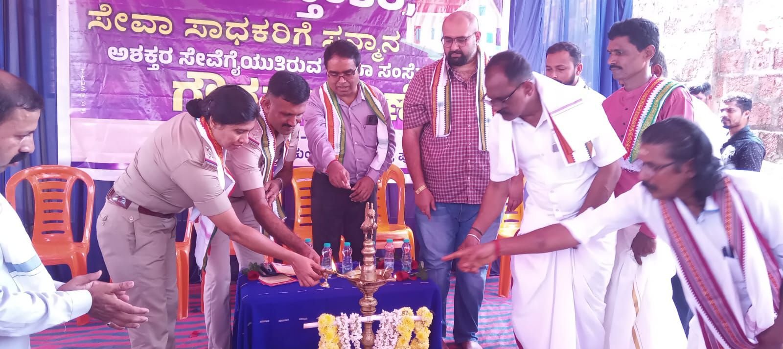 ಸಹಾಯಹಸ್ತ ಲೋಕಸೇವಾ ಚಾರಿಟೇಬಲ್ ಟ್ರಸ್ಟ್ ನಿಂದ “ನೆರಳು” ಮನೆ ಹಸ್ತಾಂತರ|ವಿವಿಧ ಚಾರಿಟೇಬಲ್ ಟ್ರಸ್ಟ್, ಸಹಕರಿಸಿದವರಿಗೆ ಸನ್ಮಾನ, ಗೌರವಾರ್ಪಣೆ