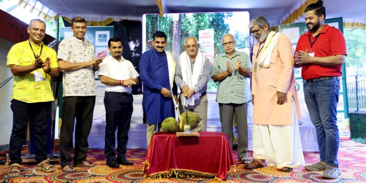 ಕೃಷಿ ಅಕಾಡೆಮಿ ಸ್ಥಾಪನೆ ಉತ್ತಮ ಚಿಂತನೆ: ಕಿಶೋರ್ ಕುಮಾರ್ ಕುಡ್ಗಿ | ಹಲಸು ಹಣ್ಣು ಮೇಳದ ಸಭಾ ಕಾರ್ಯಕ್ರಮ ಉದ್ಘಾಟಿಸಿ ಕ್ಯಾಂಪ್ಕೋ ಅಧ್ಯಕ್ಷ | ಶ್ರೀಸಾಮಾನ್ಯ ಆರಂಭಿಸಿದ ಆಂದೋಲನ ಹಲಸು: ಶ್ರೀಪಡ್ರೆ