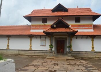 ಪುತ್ತೂರು ಶ್ರೀ ಮಹಾಲಿಂಗೇಶ್ವರ ದೇವಸ್ಥಾನದ ವಿವಿಧ ಅಭಿವೃದ್ಧಿ ಕಾಮಗಾರಿಗಳಿಗೆ ಶಂಕುಸ್ಥಾಪನೆ -ಶಿಲಾನ್ಯಾಸ