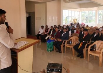 ಪುತ್ತೂರಿನಲ್ಲಿ ಯುವ ನ್ಯಾಯವಾದಿಗಳಿಗೆ ಐಎಎಸ್–ಐಪಿಎಸ್ ಸ್ಪರ್ಧಾತ್ಮಕ ಪರೀಕ್ಷೆಗಳ ಮಾಹಿತಿ ಕಾರ್ಯಗಾರ