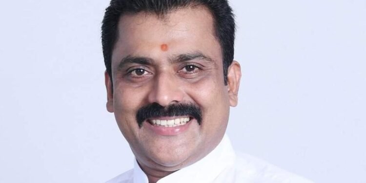 ಮಹಿಳಾ ಕಾಲೇಜು ಪ್ರಾಂಶುಪಾಲರ ಅಮಾನತು: ‘ಒಣ ಪ್ರತಿಷ್ಠೆ ರಾಜಕಾರಣ’ ಶಾಸಕ ಕಿಶೋರ್ ಕುಮಾರ್ ಆಕ್ರೋಶ