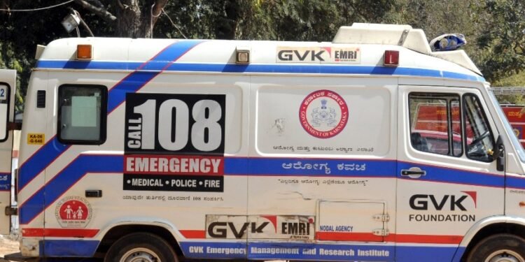 108 ಆರೋಗ್ಯ ಕವಚ ಸಿಬ್ಬಂದಿಗೆ ವೇತನ ಹೆಚ್ಚಳ, ಅನುಭವ ಬೋನಸ್ ಘೋಷಣೆ