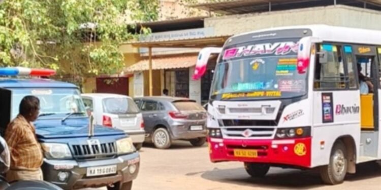 ಪುತ್ತೂರು: ಬಸ್ಸಿಂದ ರಸ್ತೆಗೆಸೆಯಲ್ಪಟ್ಟ ಪ್ರಯಾಣಿಕ – ಮಾನವೀಯತೆ ಮೆರೆದ ಚಾಲಕ