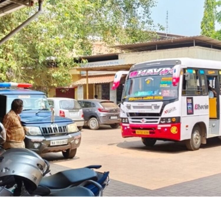 ಪುತ್ತೂರು: ಬಸ್ಸಿಂದ ರಸ್ತೆಗೆಸೆಯಲ್ಪಟ್ಟ ಪ್ರಯಾಣಿಕ – ಮಾನವೀಯತೆ ಮೆರೆದ ಚಾಲಕ