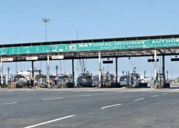 ಏಪ್ರಿಲ್ 1ರಿಂದ ಟೋಲ್ ಪ್ಲಾಜಾಗಳಲ್ಲಿ ನಗದು ಪಾವತಿಗೆ ಬ್ರೇಕ್: ಫಾಸ್ಟ್‌ಟ್ಯಾಗ್, ಯುಪಿಐ ಮೂಲಕವೇ ಟೋಲ್ ಪಾವತಿ