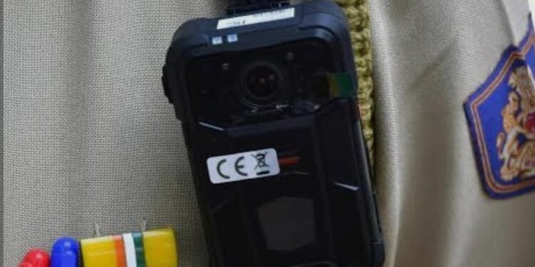 ಪಾಸ್ಪೋರ್ಟ್ ಪರಿಶೀಲನೆಗೆ ಬಾಡಿ ಕ್ಯಾಮೆರಾ ಕಡ್ಡಾಯ: ಬೆಂಗಳೂರು ಪೊಲೀಸರ ಹೊಸ ಮಾರ್ಗಸೂಚಿ