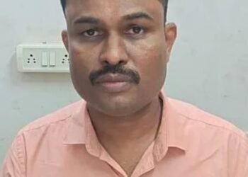 ಮಂಗಳೂರು: ಲಂಚ ಸ್ವೀಕರಿಸುವಾಗ ಎಸ್ಡಿಎ ಅಧಿಕಾರಿ ಲೋಕಾಯುಕ್ತ ಬಲೆಗೆ