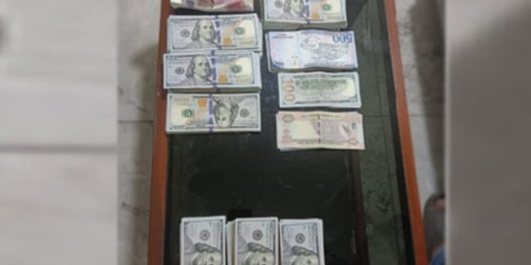 ಮಂಗಳೂರು ವಿಮಾನ ನಿಲ್ದಾಣದಲ್ಲಿ 80 ಲಕ್ಷ ಮೌಲ್ಯದ ವಿದೇಶಿ ಕರೆನ್ಸಿ ವಶ: ಮೂವರು ಬಂಧನ