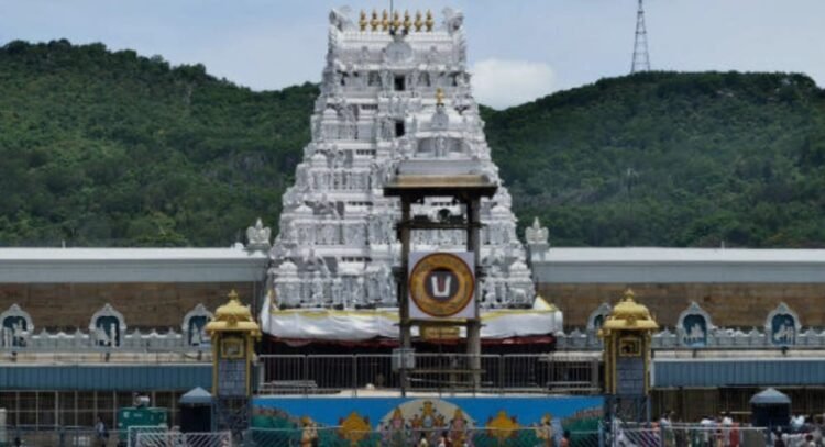 ನಾಳೆ ಕೇತುಗ್ರಸ್ತ ಚಂದ್ರಗ್ರಹಣ: ಪ್ರಮುಖ ದೇವಸ್ಥಾನಗಳಲ್ಲಿ ದರ್ಶನ ಸಮಯ ಬದಲಾವಣೆ, ಸೇವೆಗಳು ರದ್ದು