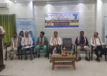 ಒಕ್ಕಲಿಗ ಗೌಡ ಸೇವಾ ಸಂಘದಲ್ಲಿ ಮಾದರಿ ಕಾರ್ಯಕ್ರಮ ಪ್ರಥಮ ಚಿಕಿತ್ಸೆ ತರಬೇತಿ | ತುರ್ತು ಸಂದರ್ಭದ ಮುನ್ನೆಚ್ವರಿಕೆ ಕ್ರಮಗಳ ಮಾಹಿತಿ