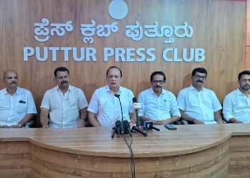 ಅಯೋಧ್ಯೆಯ ರಾಮ ಮಂದಿರ ಟ್ರಸ್ಟ್ ಬರ್ಕಾಸ್ತುಗೊಳಿಸಿ | ಪುತ್ತೂರಿನಲ್ಲಿ ಪತ್ರಿಕಾಗೋಷ್ಠಿಯಲ್ಲಿ ಆಗ್ರಹಿಸಿದ ಮಾಜಿ ಶಾಸಕ, ಮಾಜಿ ಸಚಿವ ವಿನಯ್ ಕುಮಾರ್ ಸೊರಕೆ | 2 ಸಾವಿರ ಕೋಟಿ ರೂ. ಹಗರಣವಾಗುವಾಗ ಇಡಿ, ಸಿಬಿಐ ಎಲ್ಲಿ ಮಲಗಿದೆ?