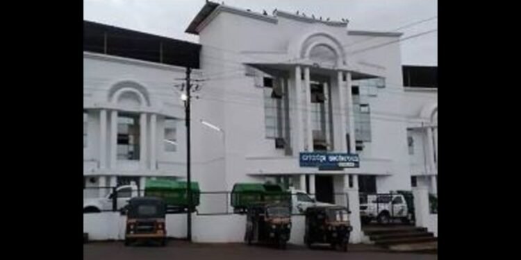 ಪುತ್ತೂರು ನಗರಸಭೆಗೆ ಲೋಕಾಯುಕ್ತ ದಾಳಿ!!