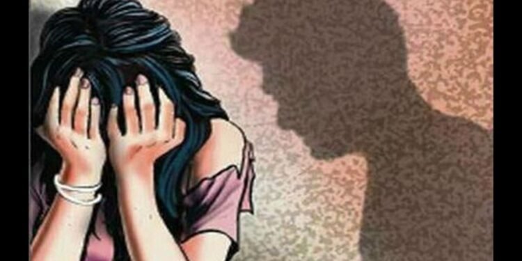 ಮನೆಗೆ ಬಿಡುವುದಾಗಿ ಬೈಕ್ನಲ್ಲಿ ಕರೆತಂದು ಅಪ್ರಾಪ್ತ ಬಾಲಕಿಗೆ ಲೈಂಗಿಕ ಕಿರುಕುಳ ಆರೋಪ: ಪೋಕ್ಸೋ ಪ್ರಕರಣ ದಾಖಲು