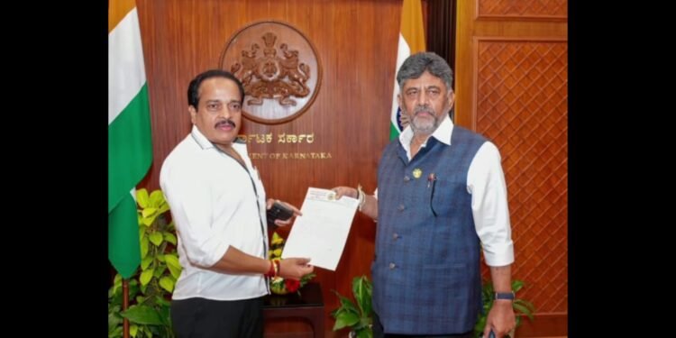 ಮಂಗಳೂರು ಸಚಿವ ಸಂಪುಟ ಸಭೆಯಲ್ಲಿ ತುಳುವಿಗೆ ಅಧಿಕೃತ ಭಾಷೆ ಸ್ಥಾನಮಾನ? | ಸಿಎಂಗೆ ಶಾಸಕ ಅಶೋಕ್ ರೈ ಮನವಿ