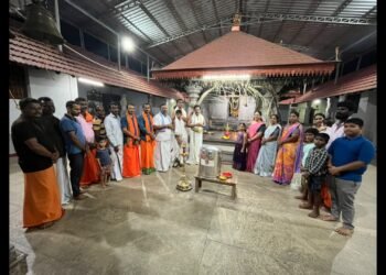 ಬೆಳಾಲು ಅನಂತ ಪದ್ಮನಾಭ ದೇವಸ್ಥಾನದಲ್ಲಿ ಸಾಮೂಹಿಕ ತುಪ್ಪದ ದೀಪ ಬೆಳಗಿಸಿ ಪ್ರಾರ್ಥನೆ