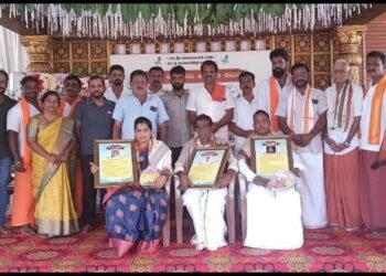 ಪದ್ಮುಂಜದಲ್ಲಿ ಸಂಭ್ರಮದ ಮೊಸರು ಕುಡಿಕೆ ಉತ್ಸವ; ಸಾಧಕರಿಗೆ ಸನ್ಮಾನ
