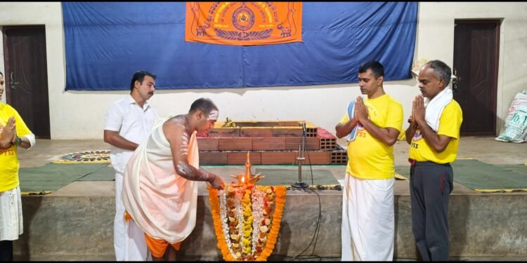 ಬಲ್ನಾಡಿನಲ್ಲಿ ಸಾಮೂಹಿಕ ಗಣಪತಿ ಯೋಗ ನಮಸ್ಕಾರ: 250ಕ್ಕೂ ಅಧಿಕ ಯೋಗಬಂಧುಗಳ ಭಾಗಿ