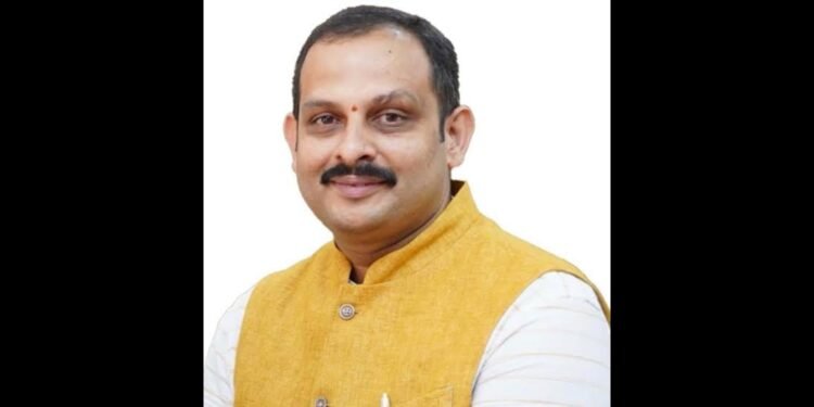 ವಂದೇ ಭಾರತ್ಗೆ ಪುತ್ತೂರು ನಿಲ್ದಾಣದಲ್ಲಿ ನಿಲುಗಡೆ: ರೈಲ್ವೆ ಮಂಡಳಿಗೆ ಡಾ. ಅರುಣಾ ಶ್ಯಾಮ್ ಮನವಿ..!!