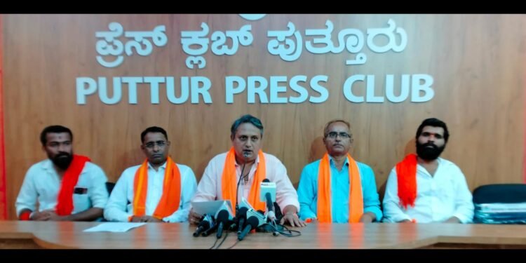 ಪುತ್ತೂರು ಶ್ರೀ ಮಹಾಲಿಂಗೇಶ್ವರ ದೇವಸ್ಥಾನದ ಆಡಳಿತ ವಿರುದ್ಧ ವಿ.ಹಿಂ.ಪ. ಆರೋಪ; ಅಭಿವೃದ್ಧಿ ಸಮಿತಿ ವಿಸರ್ಜನೆಗೆ ಆಗ್ರಹ